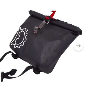 Egress Pocket Handlebar Bag